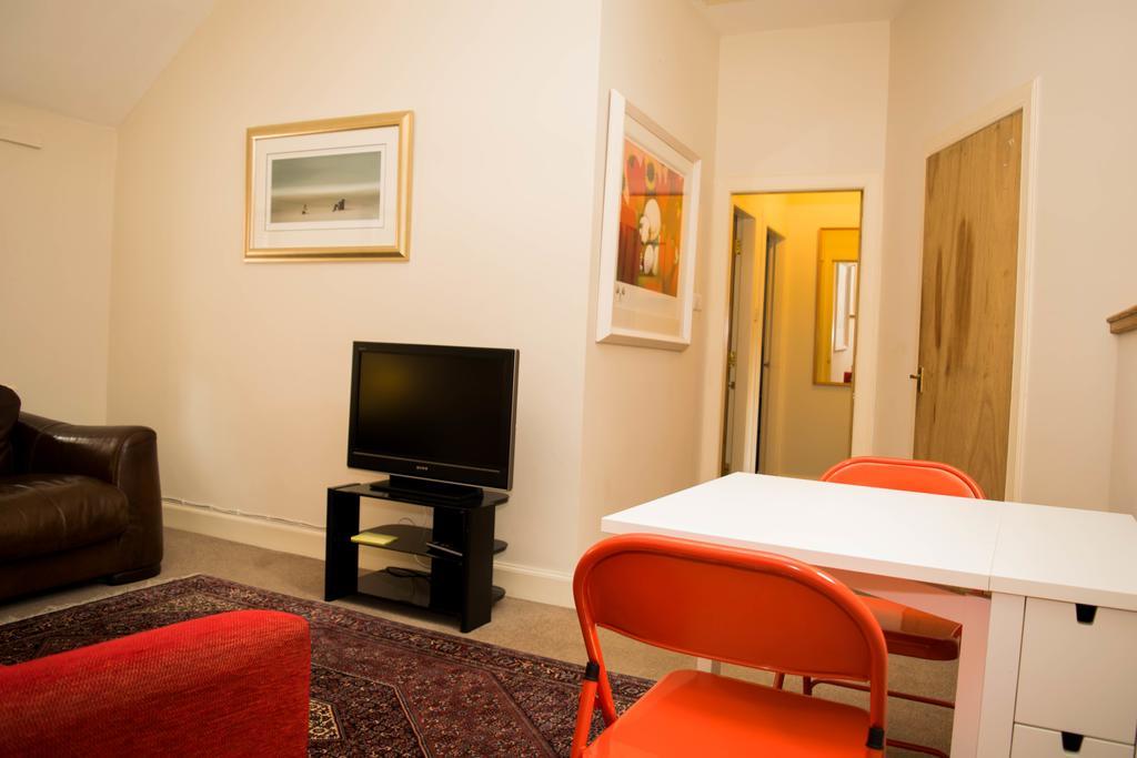 The Cobbles Inn Apartment كيلسو المظهر الخارجي الصورة